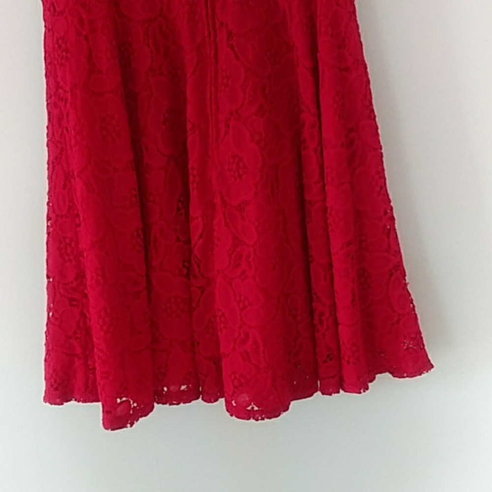 Dress - Picture 3 of 4